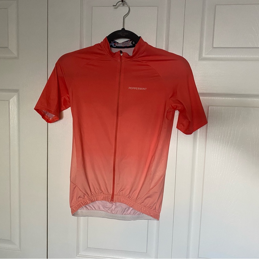 Peppermint Coral Ombré Cycling Jersey - Size Small